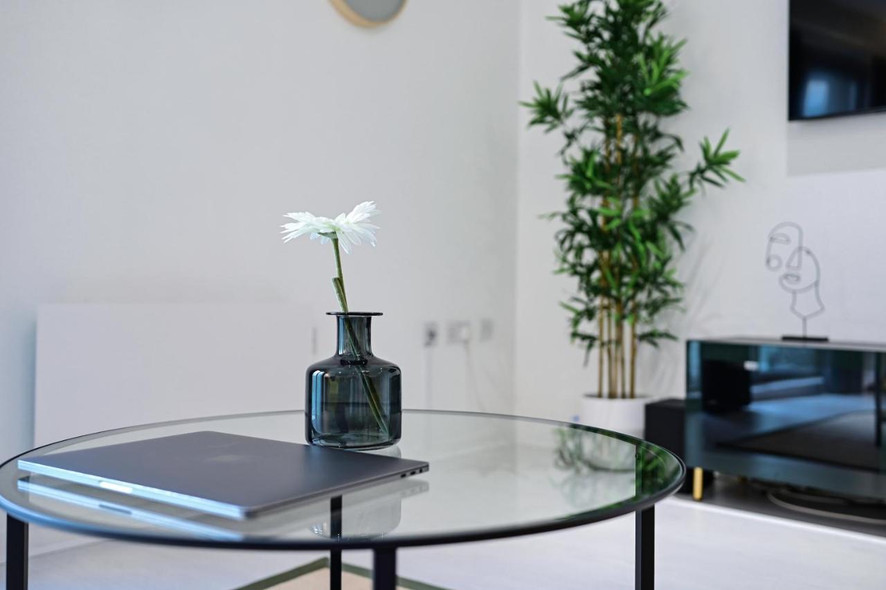 Khayat Homes - The Cosmo - Two Bed Apartamento Londres