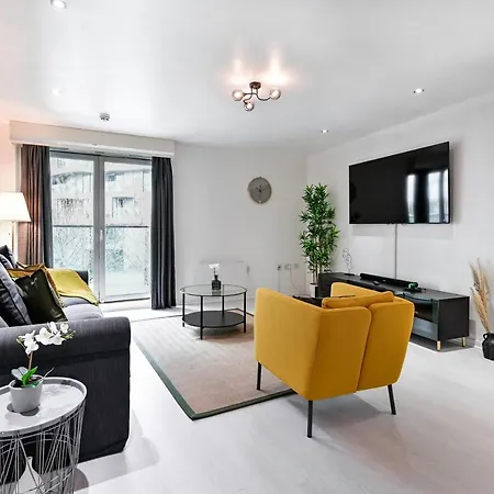 Khayat Homes - The Cosmo - Two Bed London Exterior photo